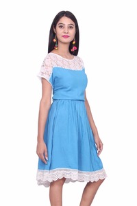 เดรสสั้นสีฟ้าลำลองเซ็กซี่ทันสมัยพร้อมผ้าลูกไม้และพิมพ์ดิจิตอลซักได้ชุดเดรสพองๆสีนู้ดพร้อมเสื้อคลุมลูกไม้ - Product Image 4