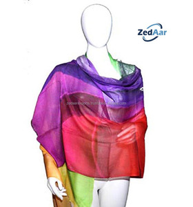 Bufanda de seda Digital de estilo europeo con logotipo personalizado impreso de tacto suave y suave para adultos, uso diario de moda para otoño - Product Image 1