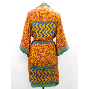 Kimono en soie moutarde pour femme Vêtements de nuit respirants - Product Image 3