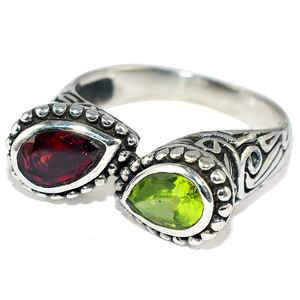 Ravissant péridot en forme de poire en grenat, bagues en argent Sterling 925, vente en gros de bijoux en argent, bijoux en argent indien - Product Image 3