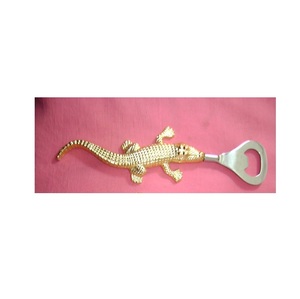 Ouvre-bouteille de conception la plus récente avec poignée en laiton Ouvre-bouteille en relief en laiton en métal de qualité créative pour ouvre-bouteille de vin de barre - Product Image 3