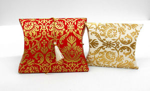 กล่องหมอนกระดาษคราฟท์พร้อมพิมพ์โลโก้และเชือกปอกระเจาสำหรับบรรจุภัณฑ์ของขวัญบรรจุภัณฑ์เครื่องแต่งกายบรรจุภัณฑ์เครื่องประดับเสื้อผ้า - Product Image 5