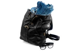 Sac à dos mini léger en cuir véritable pour femme, style coréen, polyvalent, décontracté, avec fermeture éclair et logo tendance, idéal pour l'école et les voyages - Product Image 4