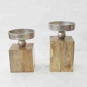 Portavelas de Metal y madera, Juego de 2 - Product Image 1