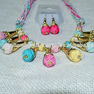 Collier fantaisie fait main en crochet avec nœuds, collier en corde nouée - Product Image 1