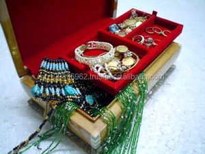 J5 joyería con incrustaciones de perlas madre/caja de regalo - Product Image 4