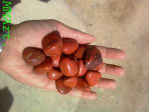 MMAer Galets et cailloux de haute qualité en jaspe rouge naturel et agate, exportés par le fabricant et l'exportateur - Product Image 4