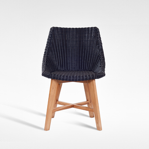 Chaise de salle à manger en rotin synthétique durable noir foncé contemporain, finition brillante moderne, meubles de maison, rotin Mulya pour l'extérieur - Product Image 1