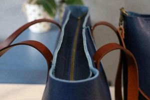 กระเป๋าหนังแฮนด์เมดขนาดใหญ่ AM-0017 - Product Image 6