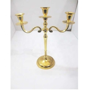 Bougeoir décoratif au fini doré Nouveau design en métal pour les mariages - Product Image 4