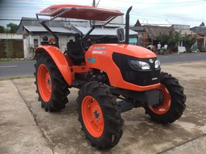 Tracteur KUBOTA d'origine M-6040 SU en provenance du Japon - Product Image 2