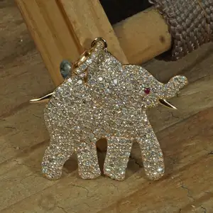 14 Karat Gelbgold Traditionelle Indische Kultur Elefant Charm Anhänger Großhandel Ruby Cut Stone Pave Diamond Anhänger Hersteller