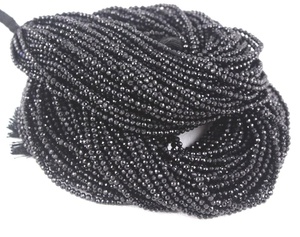 ลูกปัดพลอยสปินเนลสีดำธรรมชาติลูกปัดแบบด้านขนาดไมโครสำหรับการทำเครื่องประดับขายส่ง - Product Image 1