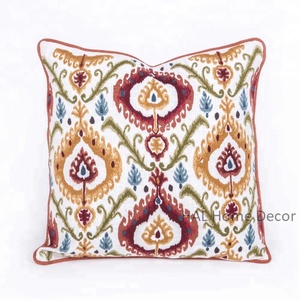 Housse de coussin brodée, coussin d'extérieur décoratif, conception kt, fait à la main, vente en gros, - Product Image 1