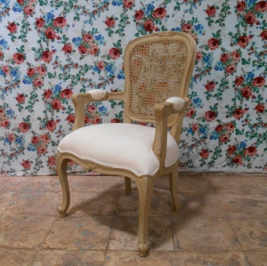 Muebles clásicos de caoba, silla de comedor de ratán-Conjunto de comedor de muebles franceses de Indonesia. - Product Image 3