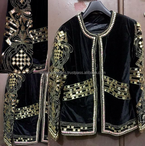 Blouson brodé à la main en velours noir, produit OEM, offre spéciale - Product Image 2