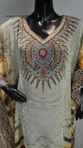 Abaya Kaftan en mousseline de soie à imprimé numérique islamique de haute qualité, robe poncho de Kaftan indien de dernière conception pour dames - Product Image 2