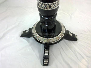 Table d'appoint ronde marocaine W76 en nacre incrustée artisanale - Product Image 3