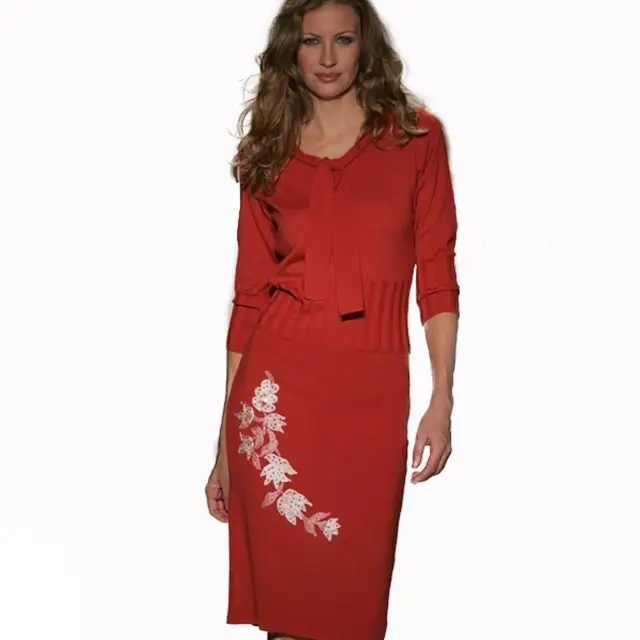 Twin set em 100% lã de alta Qualidade Elegante floreal puxar luz com fita & saia de malha com elegante bordado Feito na Itália