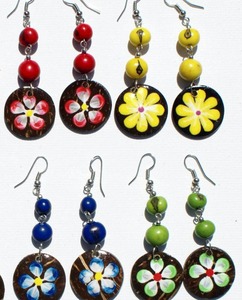 สีมะพร้าวต่างหูดอกไม้เครื่องประดับเมล็ดป่าเครื่องประดับทำด้วยมือในเปรู - Product Image 1