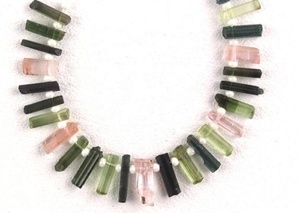 Forme de crayon Multi couleurs Tourmaline naturelle brute pierre précieuse brute grossiste bijoux de bonne qualité accessoires - Product Image 2