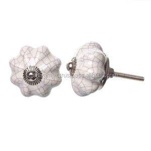 Metier Dernière Conception En Gros Fourniture D'usine Pas Cher Fantaisie Inde Boutons De Porte En Céramique Ensemble de 2 pour La Cuisine - Product Image 1