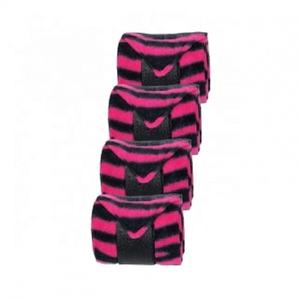 Zebra Polo Wrap Horse Bandage Set Horse Polo Wraps 240 GSM Grueso Polar Fleece Bandage Set Viene con bolsa Diseños surtidos - Product Image 1
