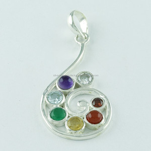 จี้เงินแท้ 925 ประดับพลอยนาวาราทนา ดีไซน์เอกลักษณ์จากอินเดีย - Product Image 1