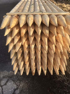 Postes de madera de abeto con torno al vacío de alta presión Sharp-Point Producto de madera de coníferas impregnada - Product Image 2