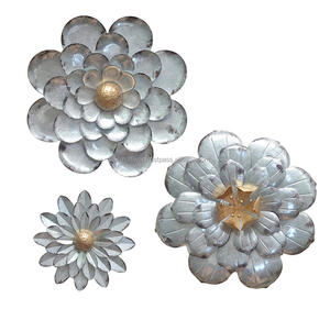 <b>Wall</b> Decor Metal <b>Flower</b> <b>Wall</b> Art Set of 3 - Product Image 1