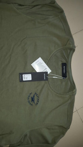 Sudadera de invierno de color sólido para hombre de alta calidad Ropa de exportación para adultos Stock de ropa Premium - Product Image 2