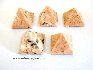 Pyramide de Pierres Précieuses gros Rose Moonstone Pyramide - Product Image 2