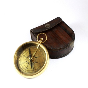 Calyron ทำด้วยมือโลหะผสมเข็มทิศแม่เหล็กล็อกเก็ตจี้ทองเหลืองเสร็จ2 "กรณีหนังเข็มทิศวัสดุโลหะแก้วรูปแบบการเดินเรือ - Product Image 4