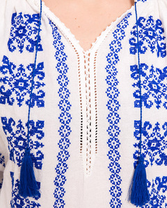 Blusas Étnicas de Verano para Mujer, Bordadas a Mano, Tradicionales Rumanas, Blusas Bordadas de Diseñador - Product Image 3