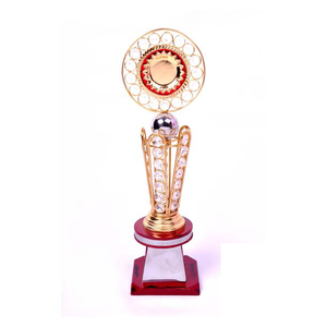 Modelo deportivo de latón pulido de primera calidad, placa de cono de trofeo, regalos de negocios, artesanías de Metal con Material de calidad - Product Image 1