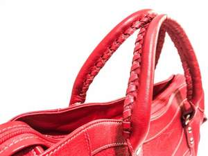 Sac à main minimaliste en cuir pour femme Fermeture à glissière Sac à main léger et durable avec structure simple et propre - Product Image 3