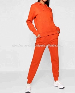 Survêtements de fitness sur mesure pour femmes Ensembles respirants de haute qualité en polyester spandex avec poche à fermeture éclair complète patché - Product Image 4