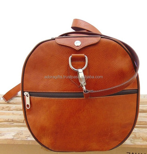 Bolsa de deporte unisex de cuero con correa para el hombro para equipaje de viaje - Product Image 3