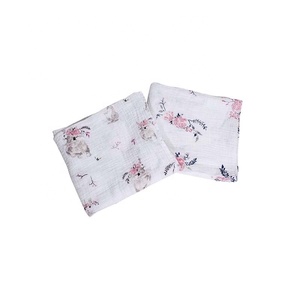 Couverture d'emmaillotage en mousseline de marque privée 100% coton mousseline biologique 2 couches lange en mousseline de bambou avec impressions personnalisées - Product Image 1