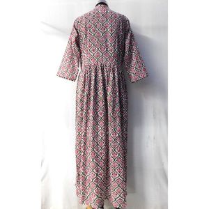 Robe longue style kurtis ethnique pour femmes, tunique décontractée, en coton, avec imprimés à la main, fente avant, avec boutons - Product Image 2