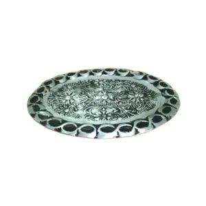 Assiette de charge en métal au design gaufré Assiette en aluminium fini argent antique Assiettes à vaisselle