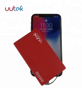 Banco de energía de <span class=keywords><strong>2023</strong></span> mAh, Banco de energía de regalo con cable incorporado, UUTEK RSK5, los más vendidos de alibaba, productos nuevos de 4000 - Product Image 1