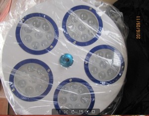 Beş ışık kaynağı matris Operaitng ışıkları standı taşınabilir mobil şarj edilebilir pil kumandalı LED ışık lamba - Product Image 2