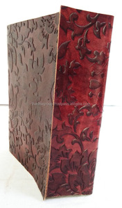 Cuaderno de cuero con flores en relieve Diario hecho a mano genuino de la mejor calidad con diseño de flores y cierre de correa Uso de oficina de negocios - Product Image 3