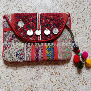 Banjara — sac à main pochette, sacoche Vintage indienne, artisanat - Product Image 1
