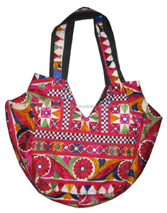 Hermosos bolsos indios bordados Banjara - Product Image 2
