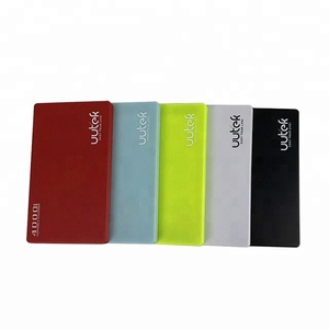 Banco de energía de <span class=keywords><strong>2023</strong></span> mAh, Banco de energía de regalo con cable incorporado, UUTEK RSK5, los más vendidos de alibaba, productos nuevos de 4000 - Product Image 4