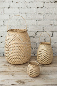 Lanterne en bambou unique Décoration de mariage/ Porte-bougie en bambou fait à la main au Vietnam - Product Image 2