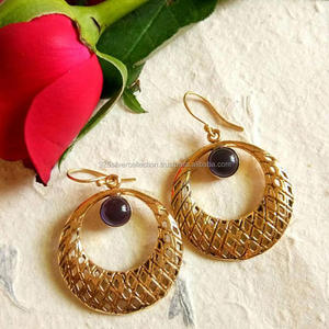 Pendiente de gota de piedra de amatista, pendiente chapado en oro de latón, ajuste de bisel, pendientes de joyería hechos a mano - Product Image 1