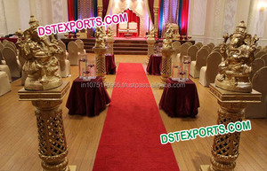 Décoration d'allée de mariage Paon, Piliers de couloir en cristal, Colonnes d'allée sculptées dorées, Royaume-Uni - Product Image 3